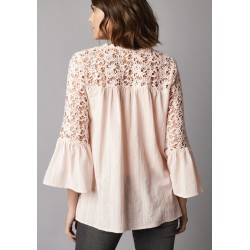 Chemisier en coton texturé, manches en macramé - rose poudré