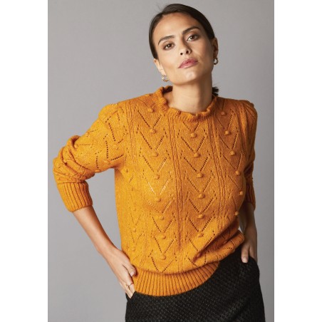 Pull col montant volume boîte, pois reliefés